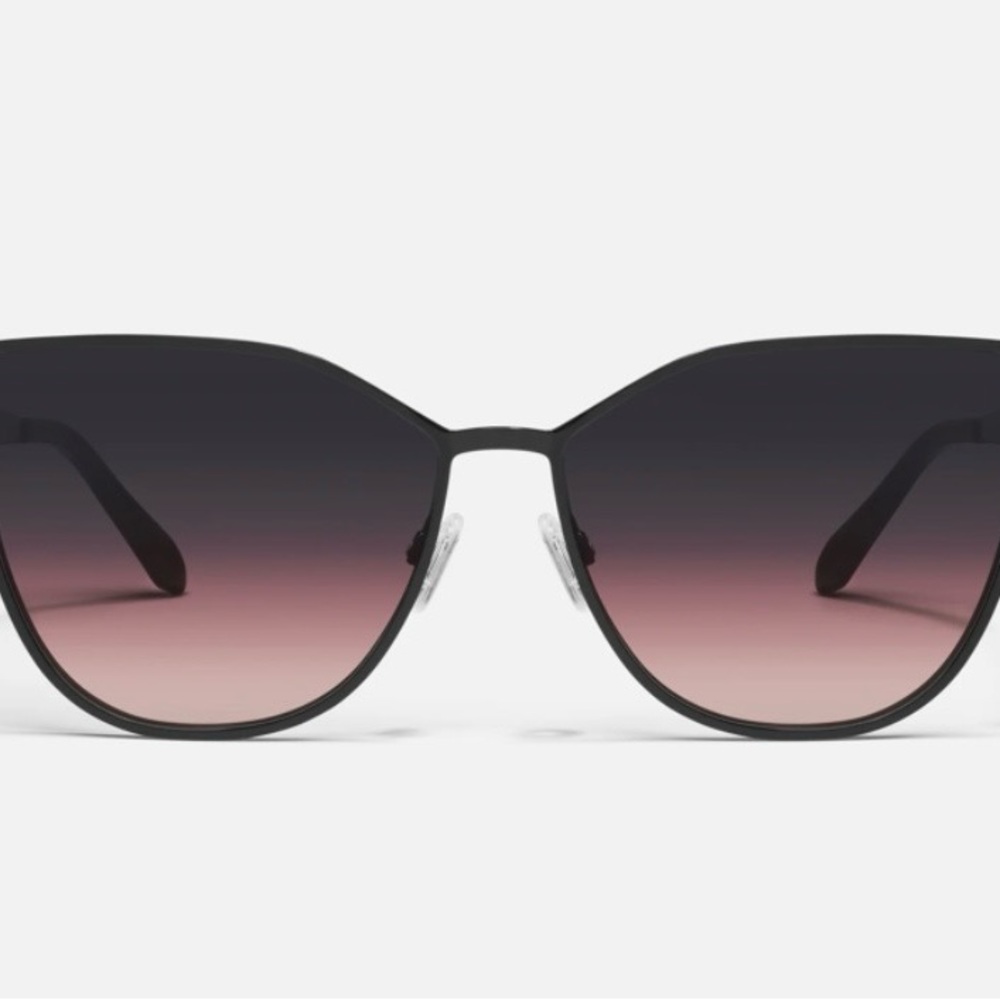 Quay Australia I Pursuit Black Frame with Pink Gradient Lenses Sunglasses - Picture 2 of 2